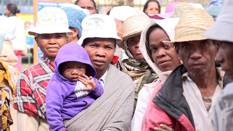 Le combat quotidien d’une famille malgache pour surmonter la pauvreté