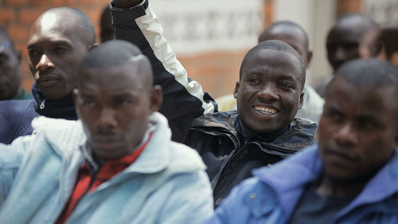 Rwanda : les ex-combattants rentrent chez eux
