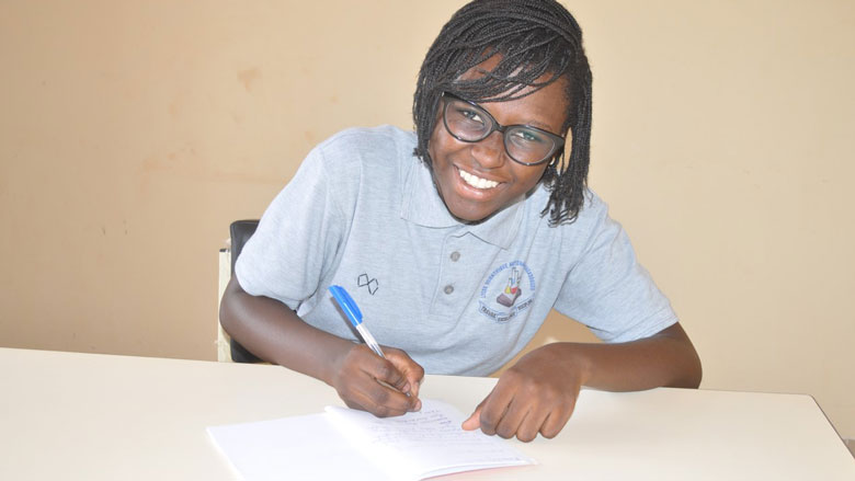 Burkina Faso :  élèves des villes, élèves des campagnes, offrir le même accès aux filières scientifiques et les mêmes chances de réussir