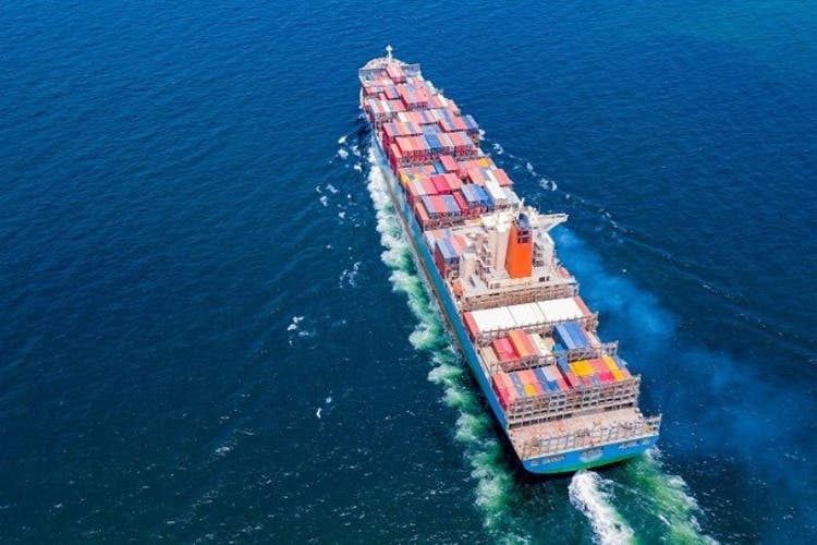 Ports à conteneurs : des performances contrastées à travers le monde